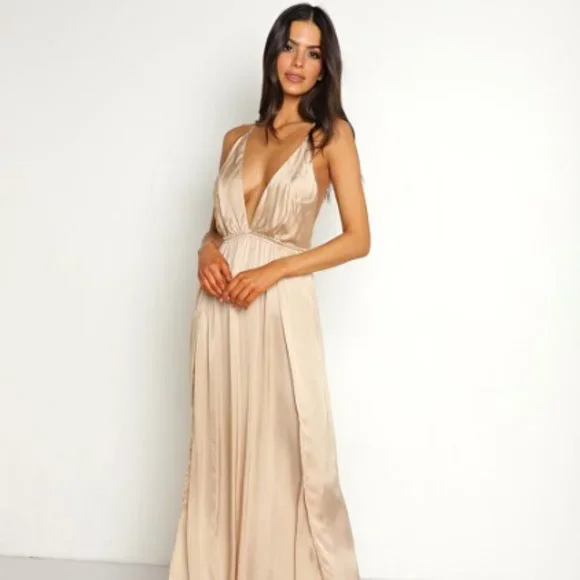 knee length dresses for ladies 12 Season Color Analysis | Indigo Tones main image 0